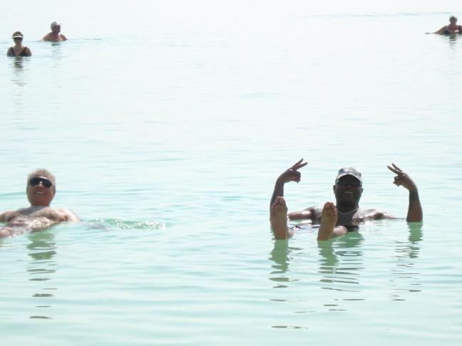 374724_2263296175988_1717656788_n